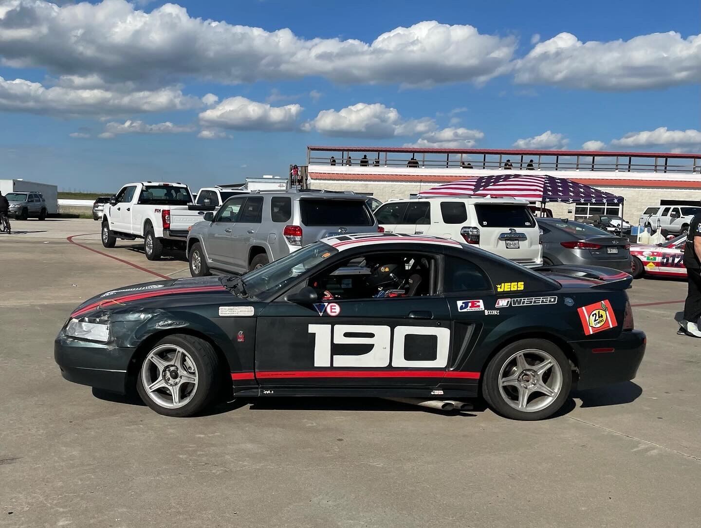 24 Hours of Lemons Mustang on race day